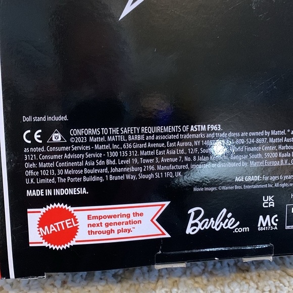 Ken Ryan Gosling doll NEW box scuffed corner - Picture 6 of 13